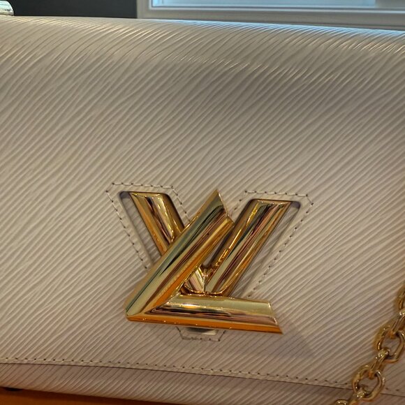 Louis Vuitton Twist PM Epi Leather White Gold - Picture 8 of 12